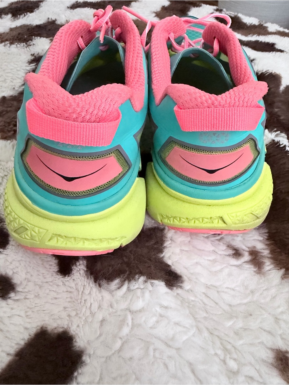 Hoka Clifton Turquoise, neon yellow and neon orange Women's Running Sneakers 9.5 - Picture 5 of 8